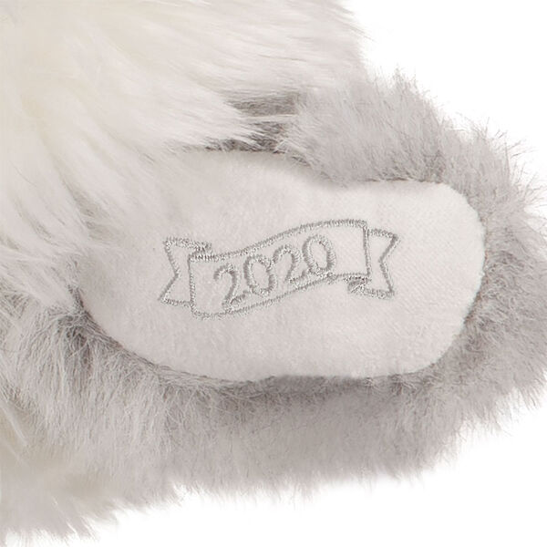 15" Limited Edition Snowflake Santa - close up of bear's left paw with "2020" embroider